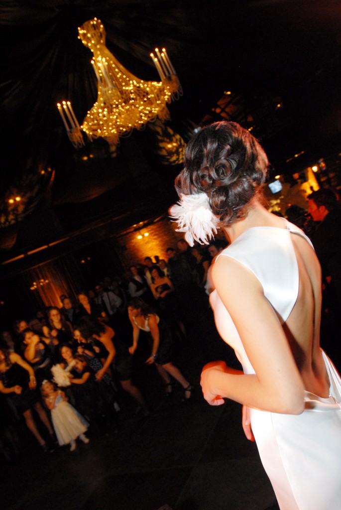 bouquet toss