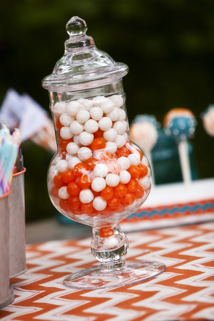 wedding table sweets