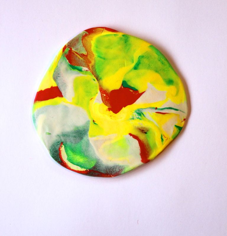 red-yellow-green-clay-marbled-leaf-ring-bowls-fall-diy
