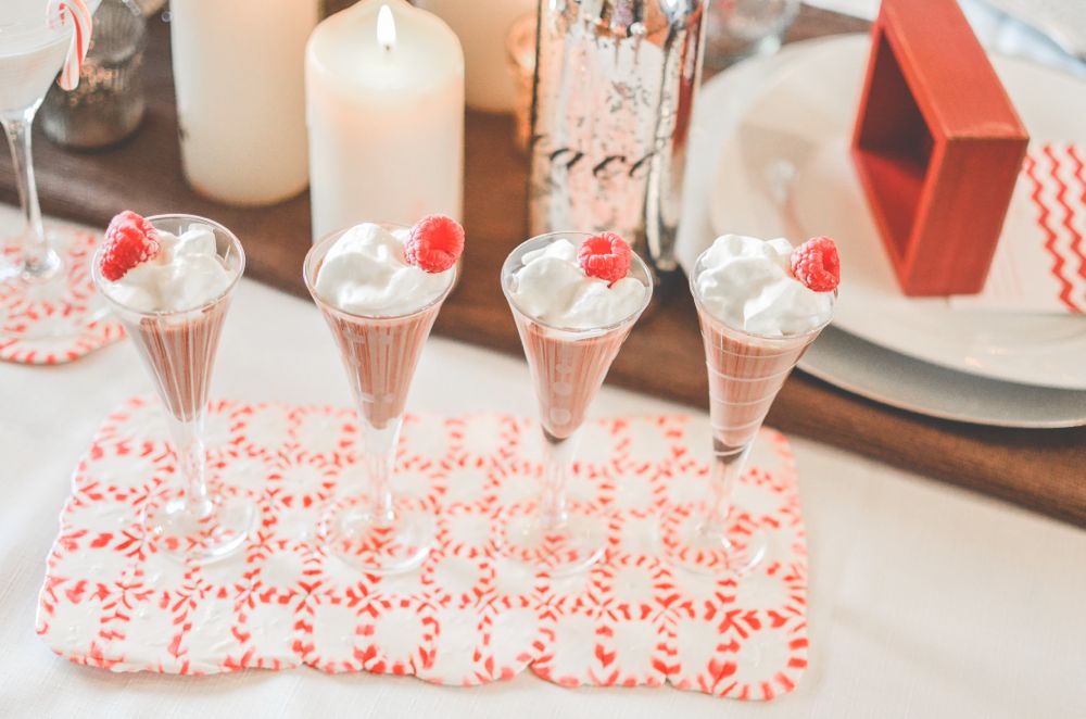 peppermint-diy-tray-red-white-joy-holiday-party-christmas-table-silver-tree