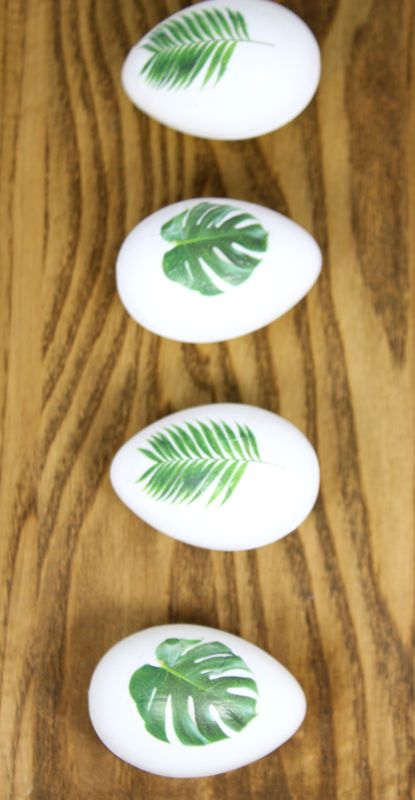 easter-eggs-tropical-leaf-diy-wood-tray