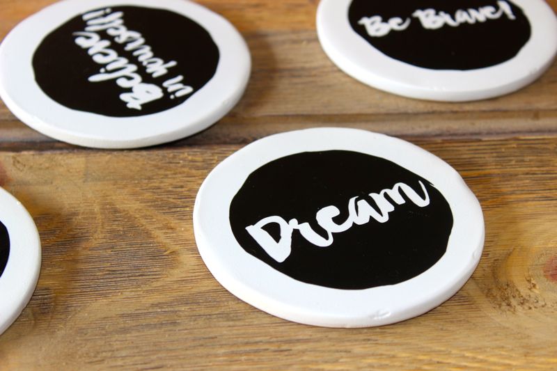 black-white-coasters-diy-idea-swap-desk-accessory-dream-quotes-wood