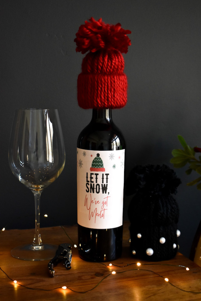 DIY beanie wine bottle toppers-holiday-gift-wine-lovers-winter-cozy-let it snow merlot-wine labels
