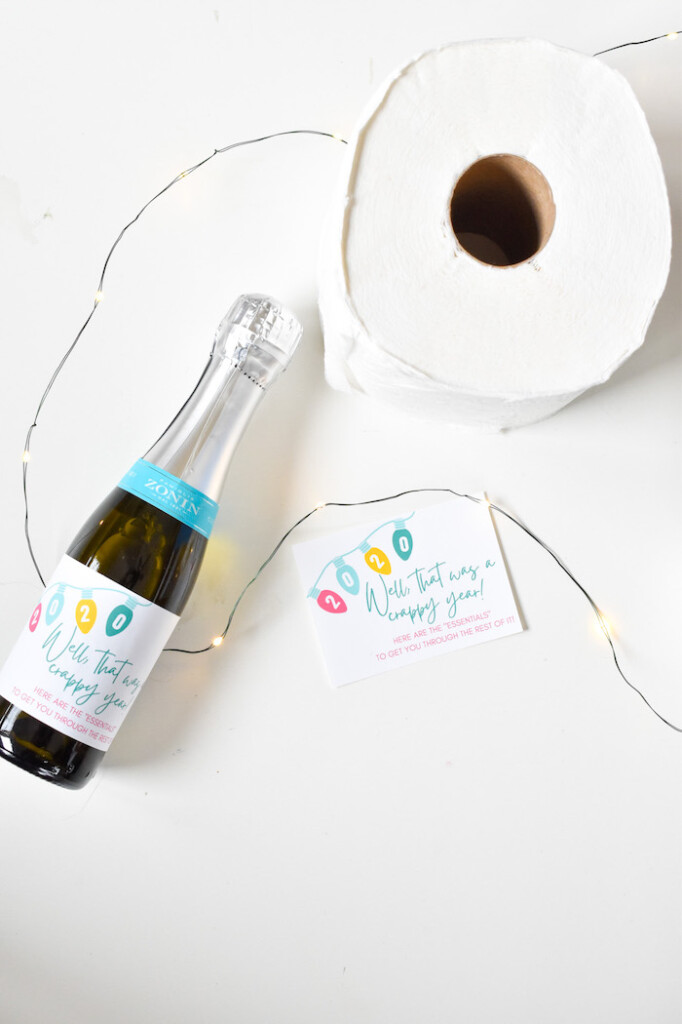 DIY toilet paper and prosecco holiday gift and free printable