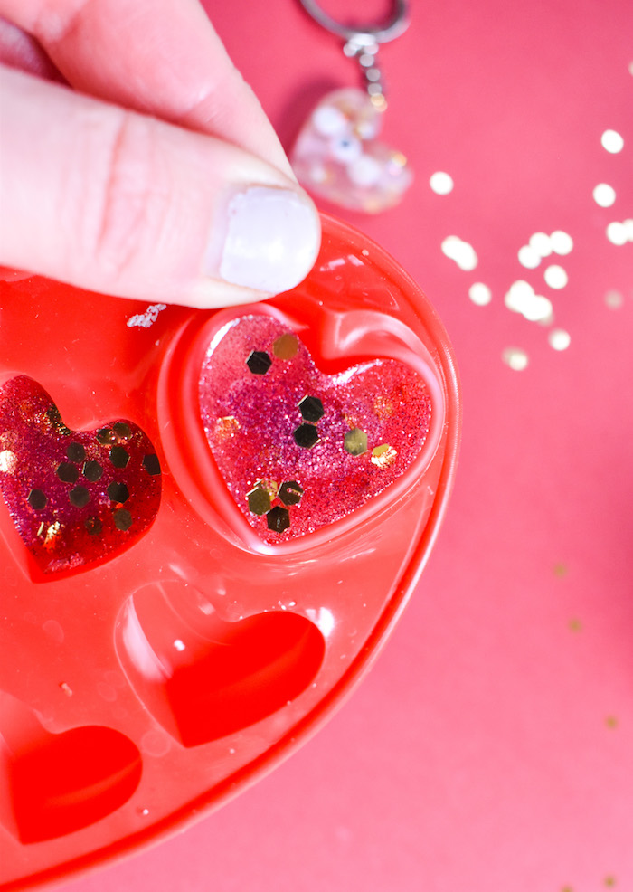 diy resin hair clips with glitter and heart sequins